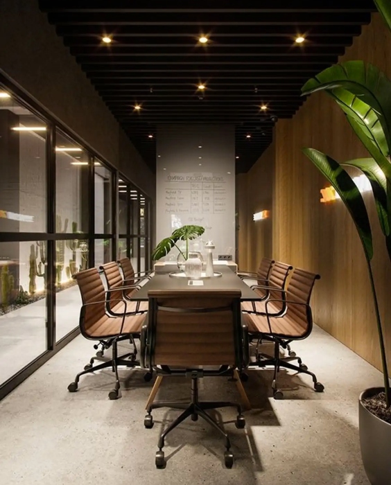 Conference Rooms and Tables