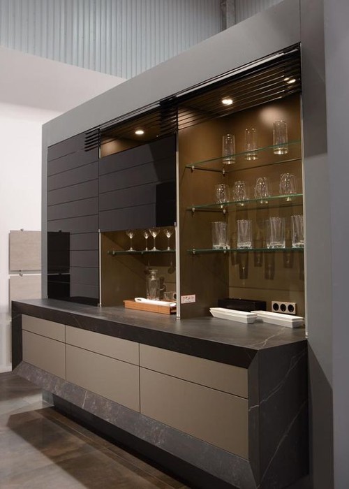 Crockery Unit