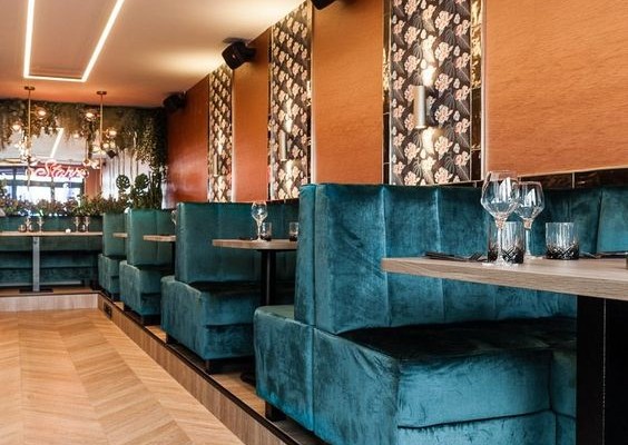 Hotels and bars